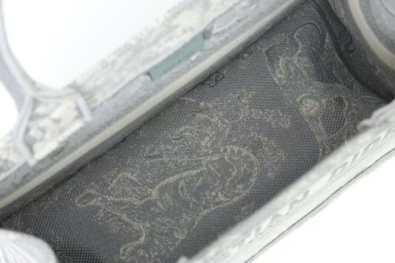 微信图片_20250601123415.jpg